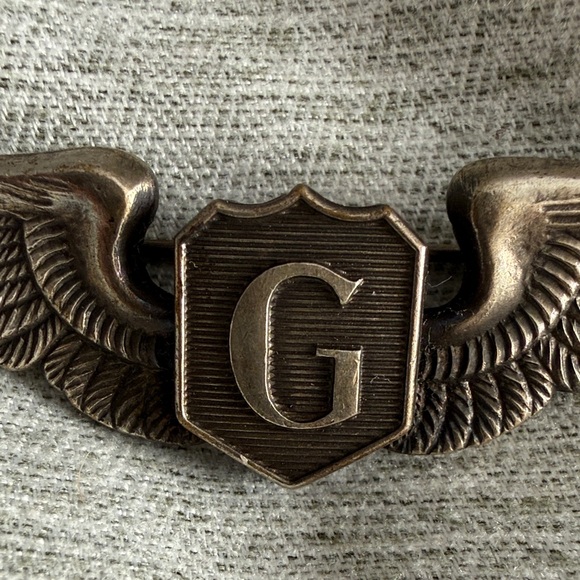 WWII US Army Air Forces Glider Pilot Wing Badge - Picture 2 of 9